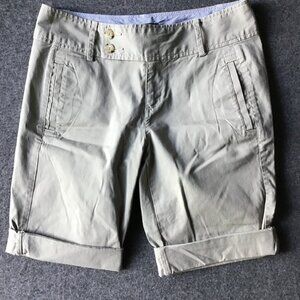 Eddie Bauer Khaki Brown Women's Cotton Flat Front/Roll-up Leg Shorts Size 6